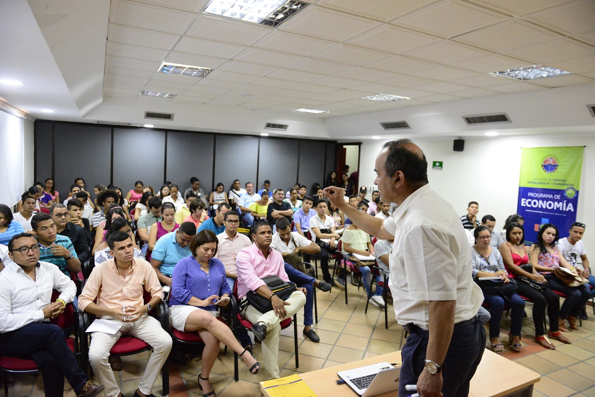 El Programa de Economía de la Universidad del Magdalena es uno de los siete programas acreditados por alta calidad con los que cuenta la Alma Mater