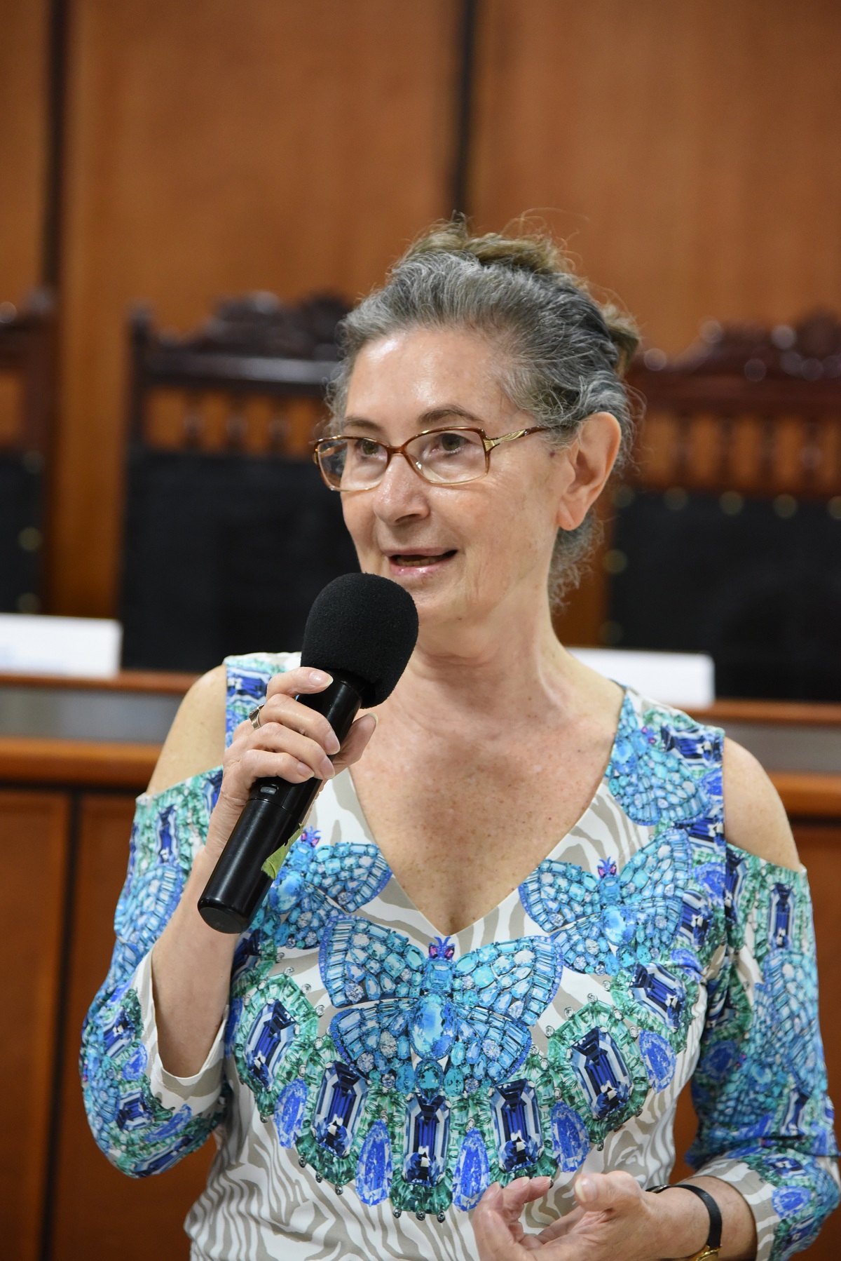 En el auditorio Roque Morelli Zárate, la vicepresidenta de la Asociación de Historiadores Latinoamericanos y del Caribe, doctora Vera Lucía Vieira