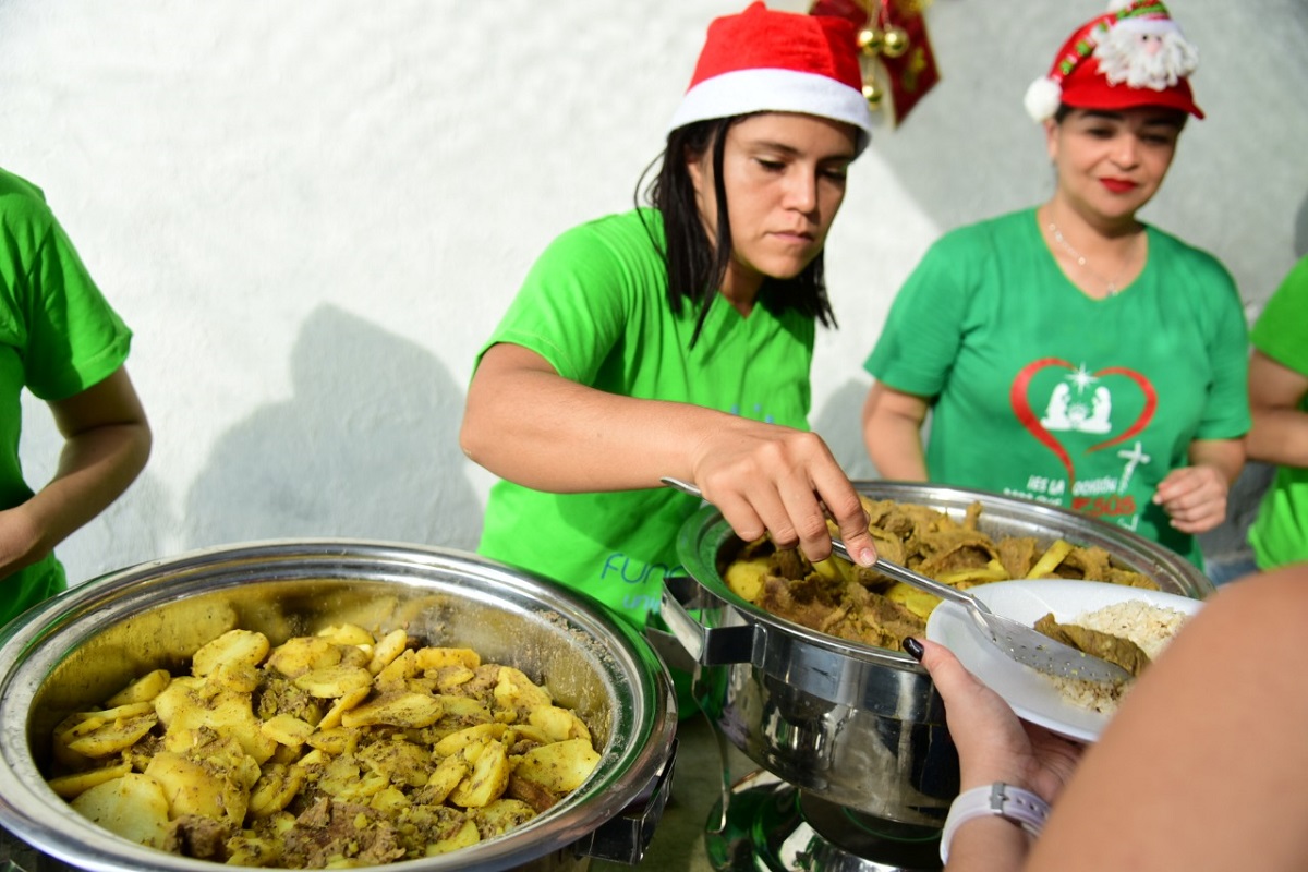 UNIMAGDALENA alegró la navidad en la Cárcel Rodrigo de Bastidas