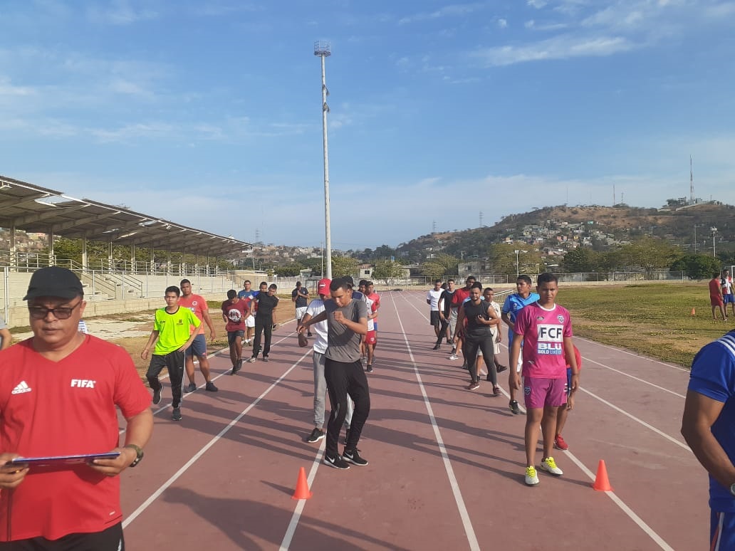 Aspirantes a Programa Profesional en Deportes de UNIMAGDALENA realizaron pruebas físicas