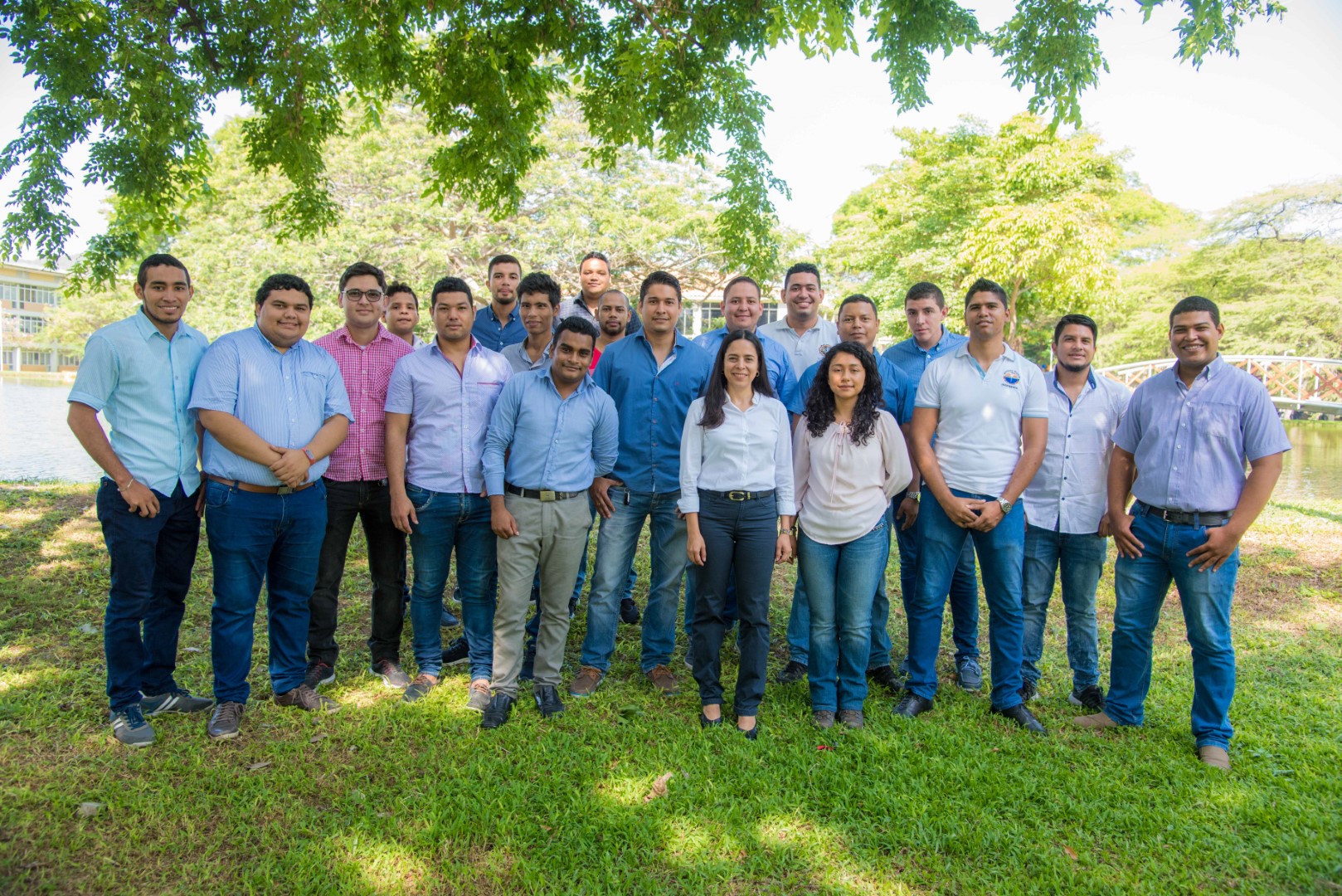 Equipo de trabajo del Nuevo Portal Web Institucional estuvo conformado por 10 ingenieros de sistemas, un ing industrial y dos estudiantes del Sistemas