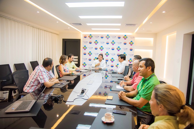 Reunión entre Representantes de la Universidad de Purdue y Unimagdalena en la Sala de Juntas de Rectoría