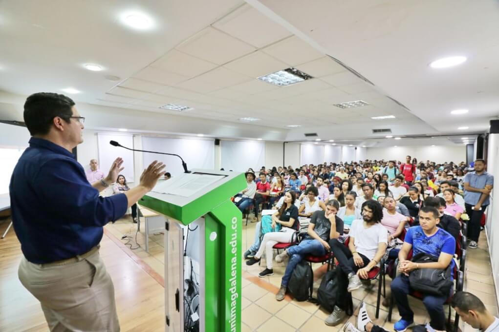 “La Importancia de la Participación de los Jóvenes para la Democracia”, un evento de masiva asistencia en UNIMAGDALENA