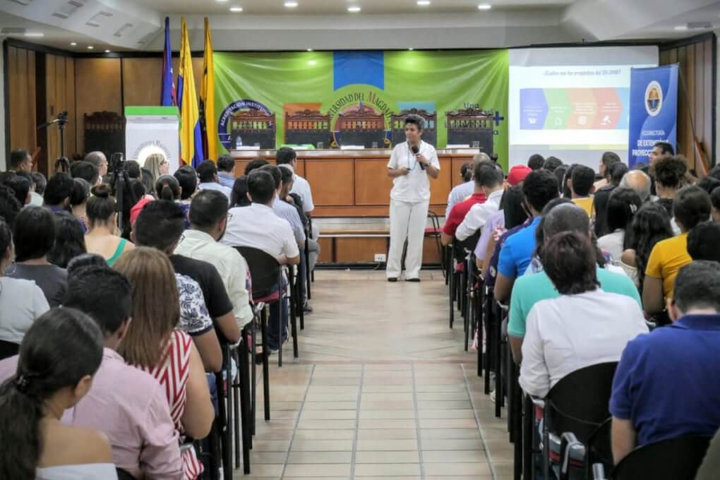 “El cese del conflicto es la meta, la paz vendrá como una consecuencia lógica de este proceso”: Nadiezhda Henríquez Chacín