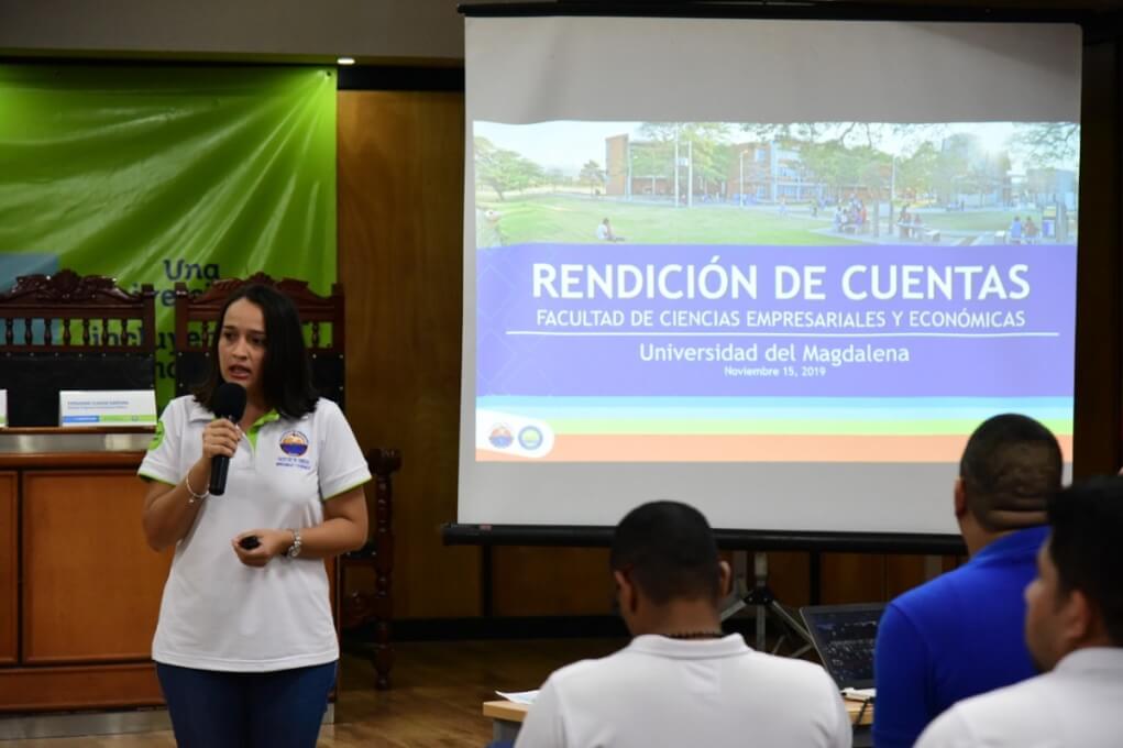 Estudiar ciencias empresariales y económicas, lleva el sello de alta calidad