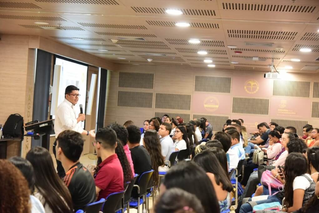 Futuros profesionales son protagonistas en el Proceso de Autoevaluación con fines de Renovación de Acreditación Institucional