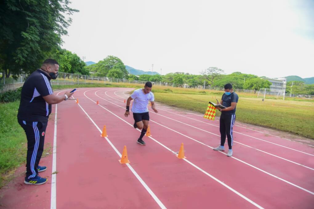 Árbitro del Magdalena realizó prueba física para participar en el fútbol profesional colombiano