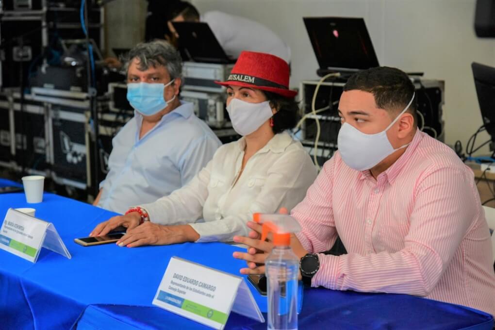 Estamentos universitarios ponderaron gestión del Doctor Pablo Vera Salazar al cierre de periodo rectoral