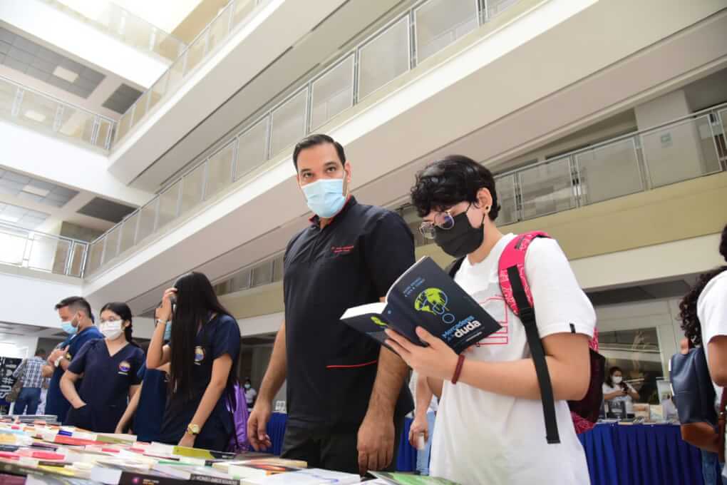 ¡Comenzó la Feria Literaria en UNIMAGDALENA!