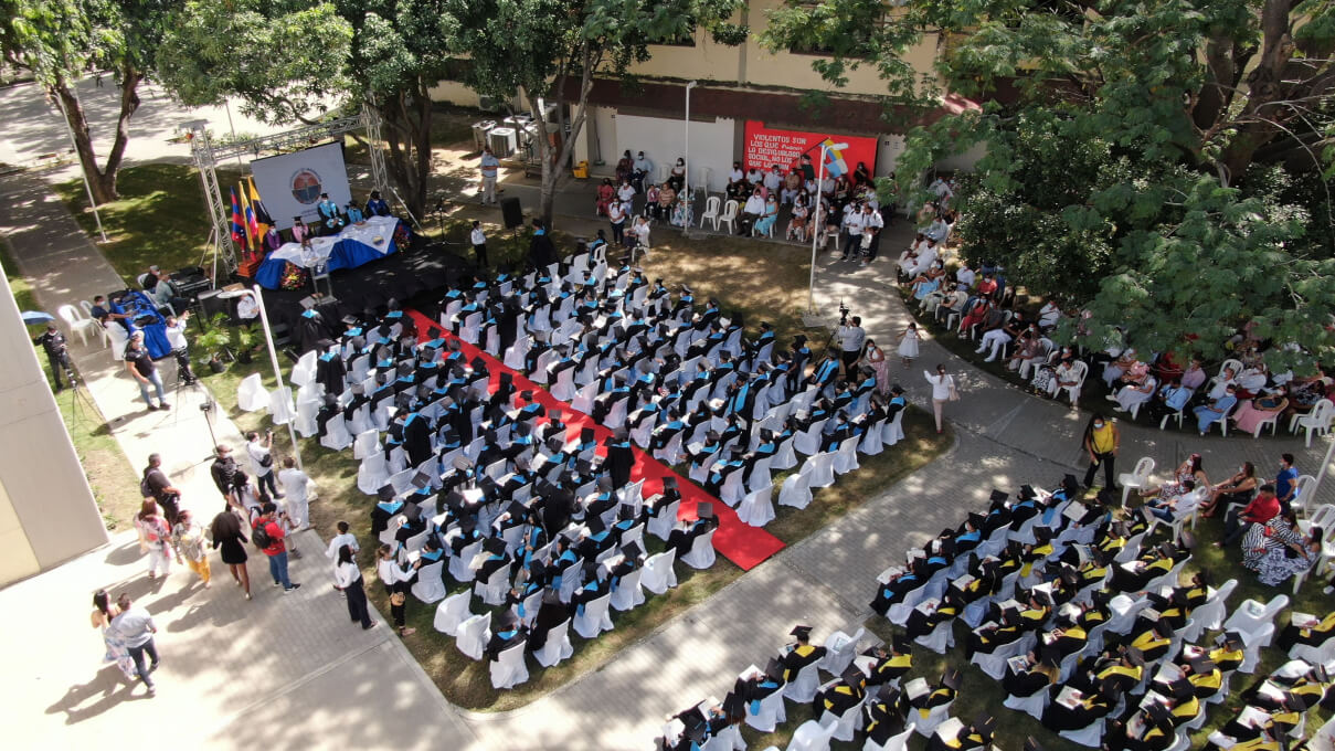 UNIMAGDALENA gradúa a 1.438 estudiantes presencialmente