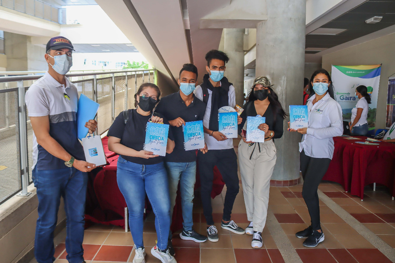 En UNIMAGDALENA se analizaron alternativas para solucionar la escasez de agua en Santa Marta
