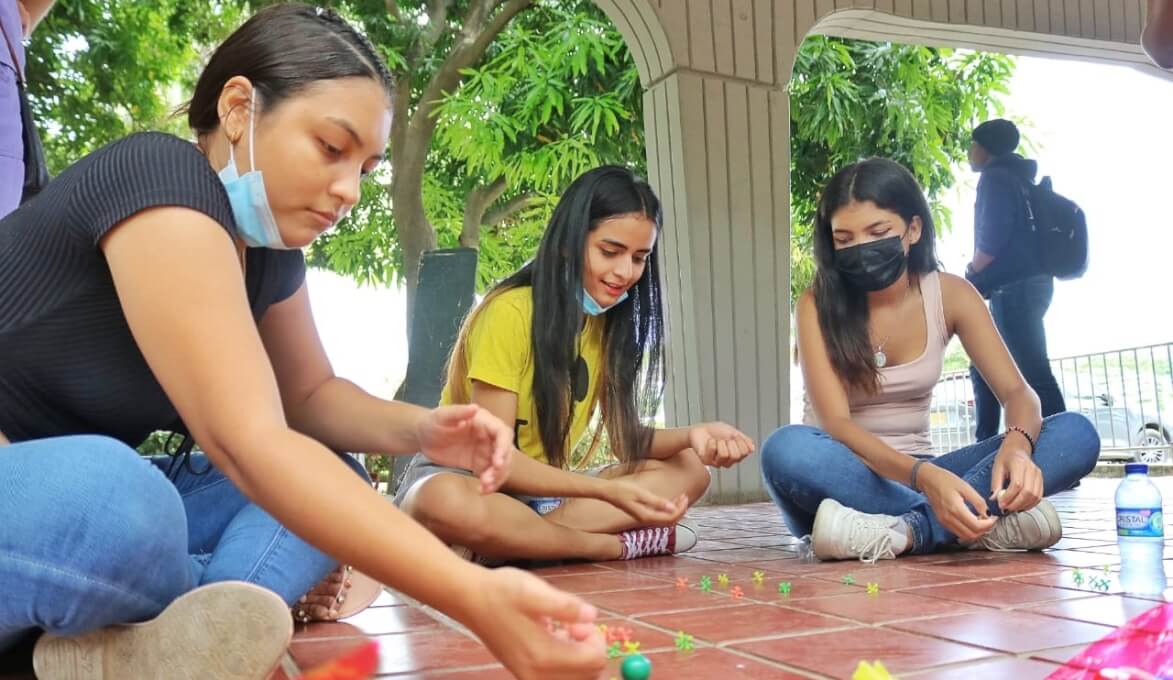 UNIMAGDALENA abrió espacio a los juegos tradicionales, el anime y la cultura ‘Geek’