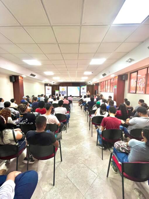 ASAMBLEA GENERAL DE ESTUDIANTES Y DOCENTES DE INGENIERÍA CIVIL.