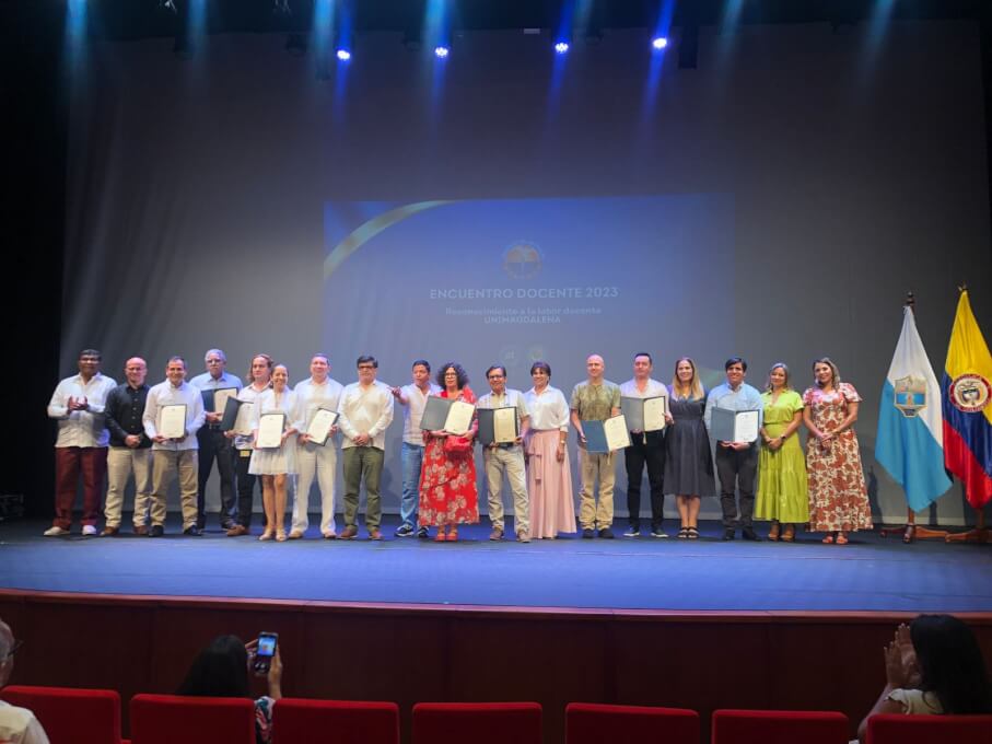 Para los docentes de la Universidad del Magdalena es una alegría que su labor, entrega y vocación sea homenajeada. En el reciente ‘Encuentro docente 2023’ 21 profesores que recibieron estímulo, celebran este tributo.