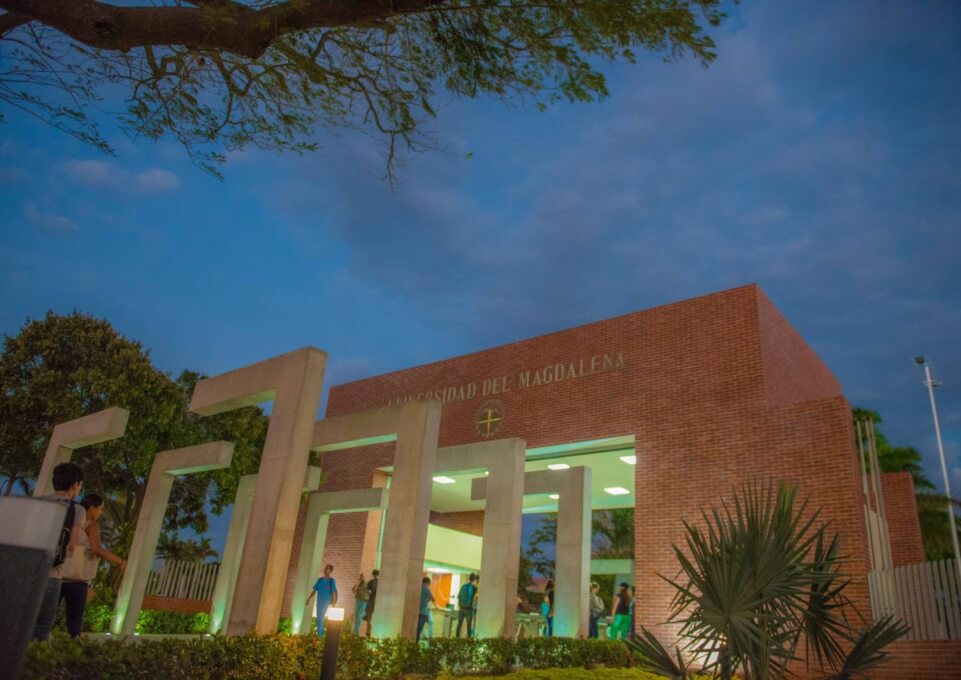 La Universidad del Magdalena suscribió convenio con la Universidad del Valle, el cual favorece la movilidad académica de estudiantes de ambas instituciones.