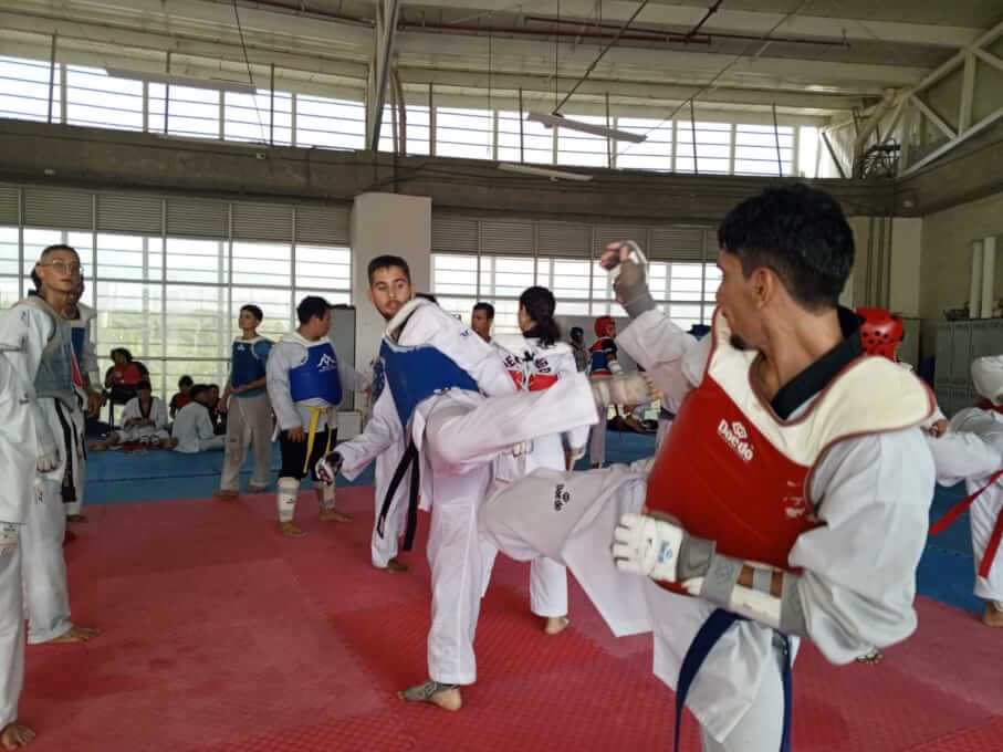 Más de 200 deportistas asistieron al I Campamento de Entrenamiento y  Ciencias Aplicadas al deporte en taekwondo.