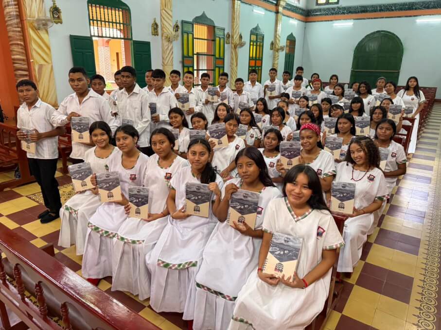 Desde el corazón de La Guajira, jóvenes indígenas inician su camino hacia la educación superior con UNIMAGDALENA, sembrando esperanza y construyendo futuro desde su territorio ancestral.