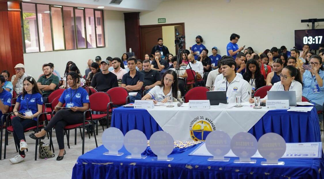 Estudiantes de Ingeniería Pesquera de la Universidad del Magdalena reconocidos en el Congreso CENIET por proyectos de investigación, emprendimiento y educación ambiental.
