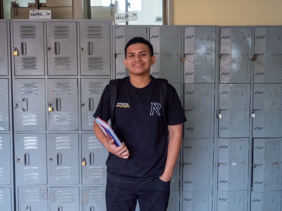 ESTUDIANTE.MEDICINA.AMAZONAS.1