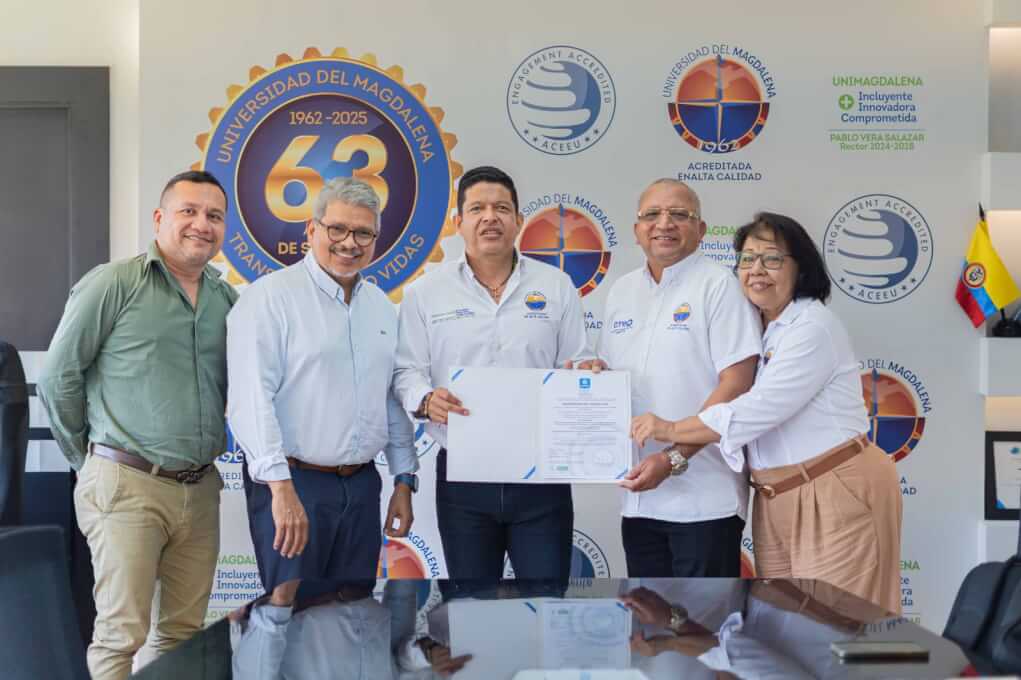 La Universidad del Magdalena recibió de Icontec la certificación NTC 5663 (2011) para el Programa Técnico Laboral en Auxiliar en Salud Oral del CREO, reconocimiento que respalda la calidad de sus procesos formativos