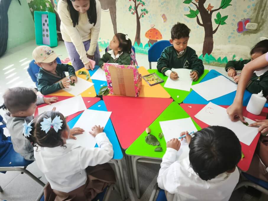 Estudiantes de Educación Infantil realizaron actividades pedagógicas con niños en contexto rural.