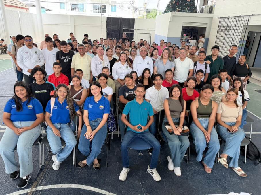 Estudiantes de la IED Colombia – Sede Alicia Subiroz iniciaron su proceso de formación técnica profesional en articulación con la Universidad del Magdalena.