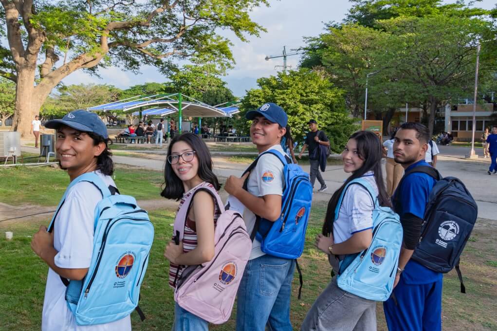 “Aquí van plasmados metas, sueños y logros”; estudiantes de UNIMAGDALENA
