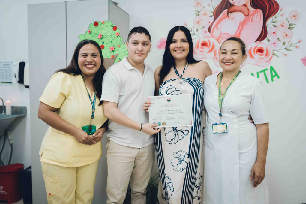 Familias gestantes de UNIMAGDALENA finalizaron con éxito curso de preparación para la parentalidad.