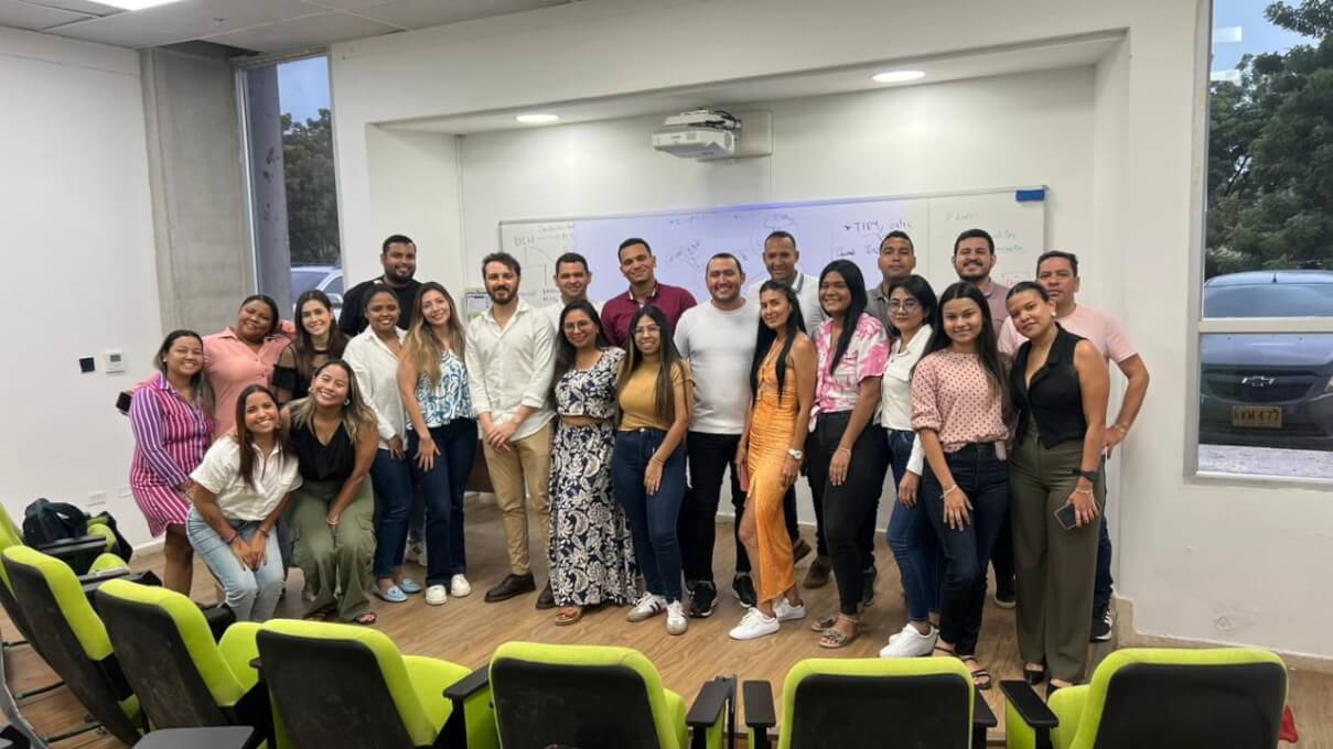 Cohorte XIX Especialización en Derechos Humanos y DIH clase Derecho Internacional Humanitario