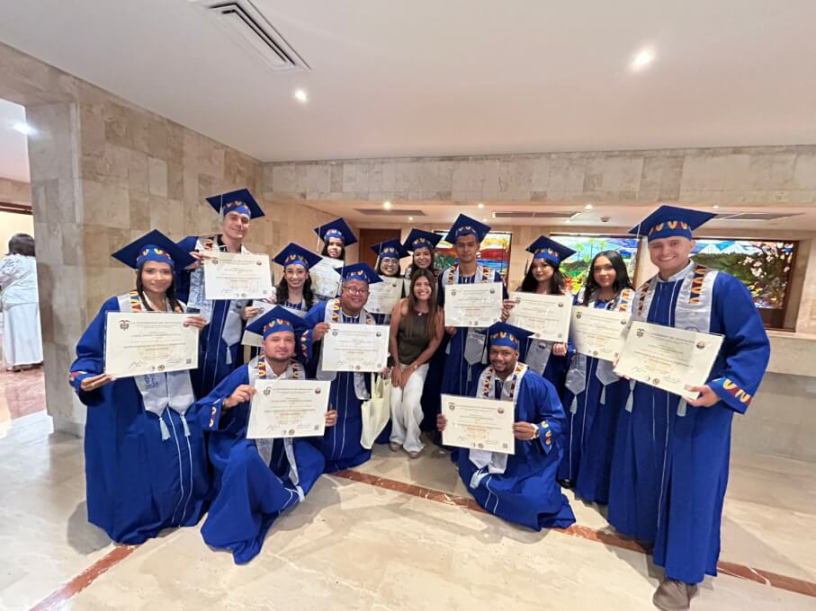 Ceremonia de graduación del 18 de diciembre del 2025. Cohorte 2025-l