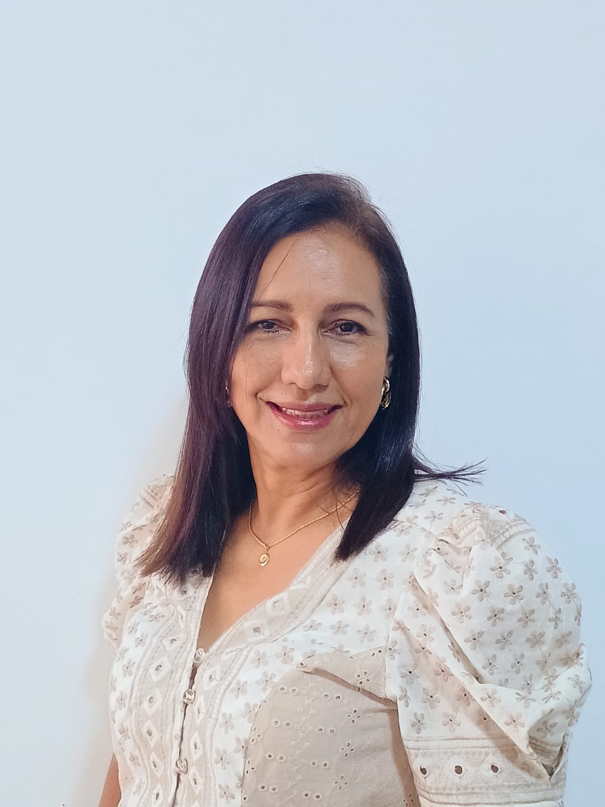 Foto de perfil de CANDELARIA VICTORIA SALAS ALVAREZ